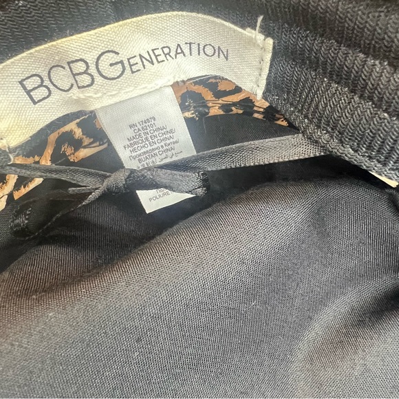 BCBGeneration Leopard Print Cabby Hat - Picture 8 of 8